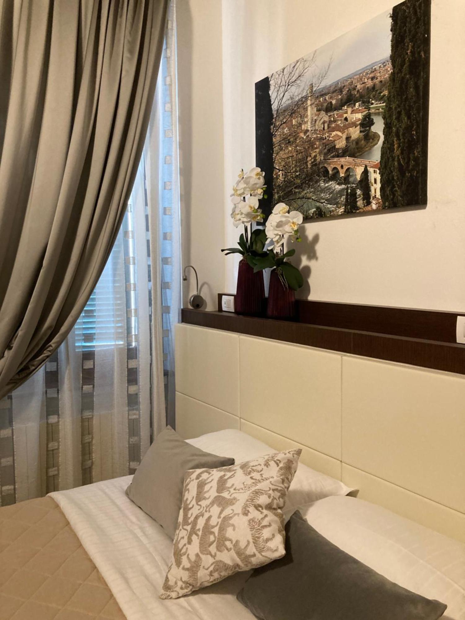Verona Porta Borsari Relais Exteriör bild