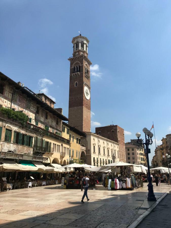 Verona Porta Borsari Relais Exteriör bild