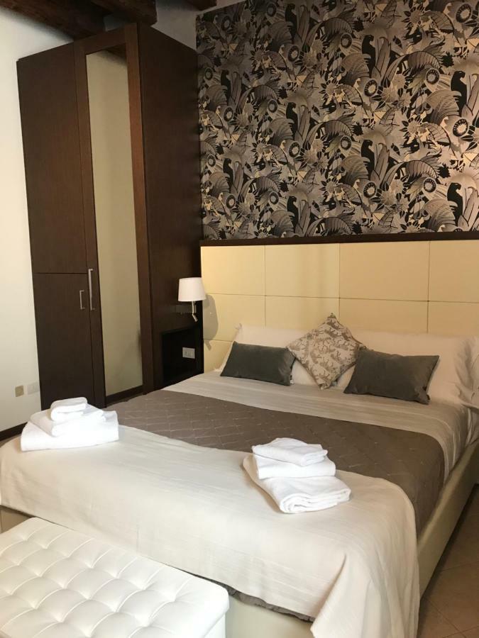 Verona Porta Borsari Relais Exteriör bild